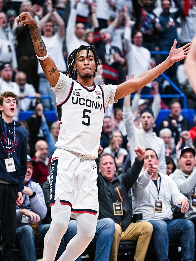 Creighton defeated UConn,Creighton